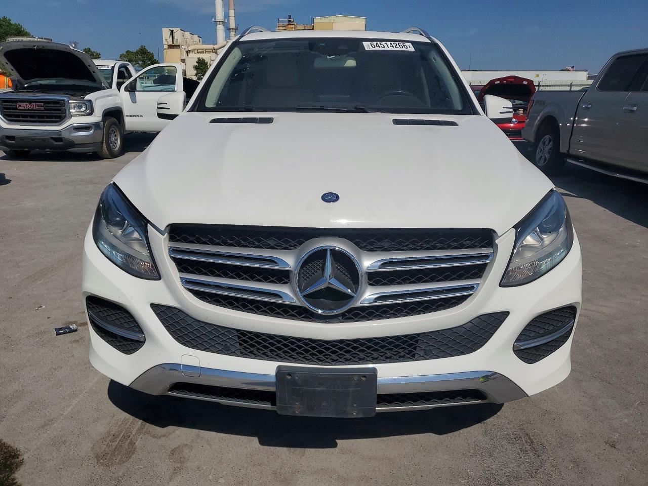 4JGDA5HB0HA926207 · 2017 MERCEDES-BENZ GLE · 5/13