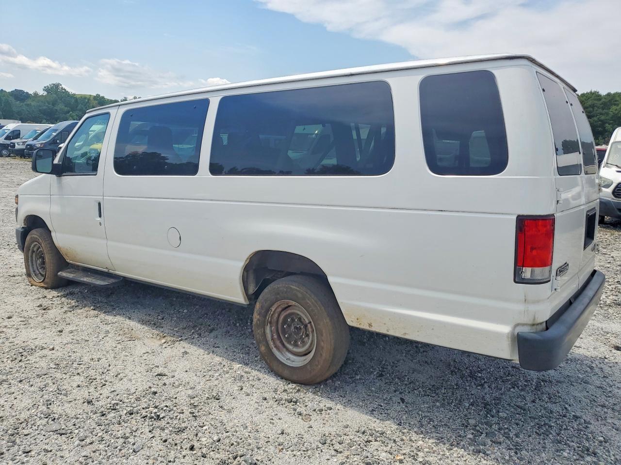 1FBSS3BL3EDA04026 · 2014 FORD ECONOLINE · 2/13