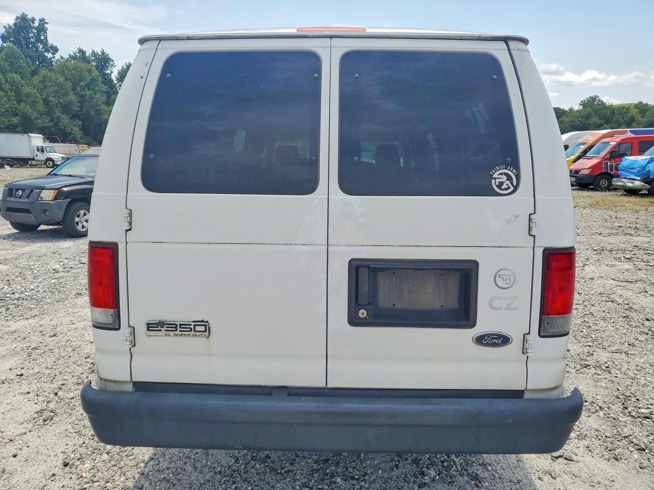 1FBSS3BL3EDA04026 · 2014 FORD ECONOLINE · 6/13