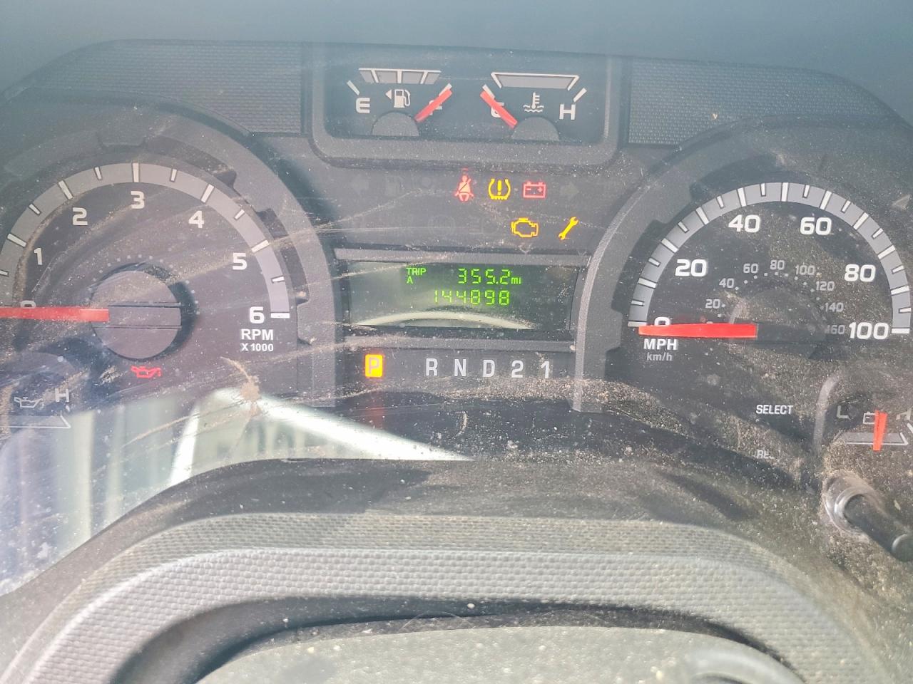 1FBSS3BL3EDA04026 · 2014 FORD ECONOLINE · 9/13