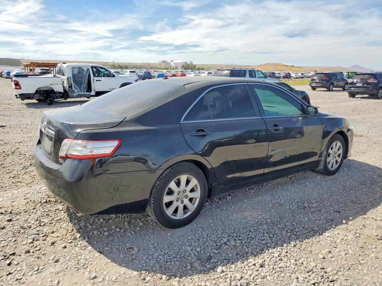 4T1BB3EK3BU140954 · 2011 TOYOTA CAMRY · 3/12