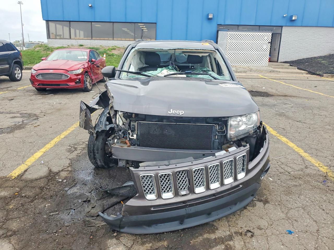 1C4NJDEB2HD178257 · 2017 JEEP COMPASS · 5/13