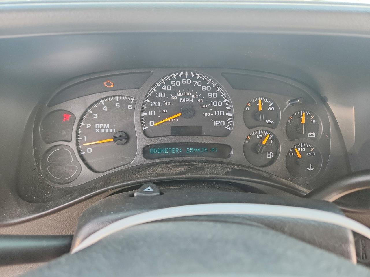 1GNFK16Z43J253585 · 2003 CHEVROLET SUBURBAN · 9/13