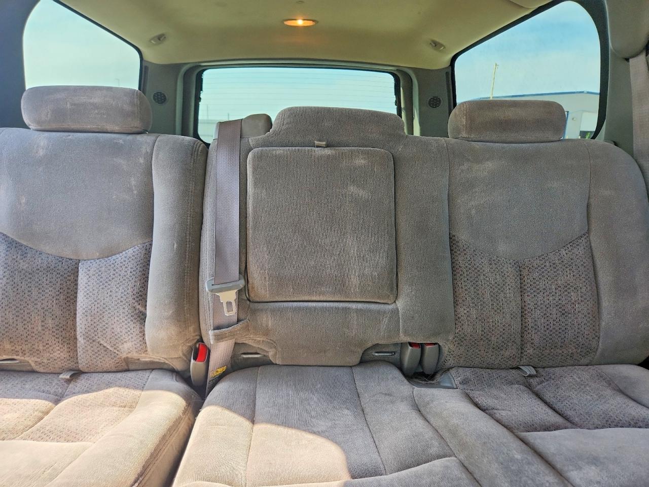1GNFK16Z43J253585 · 2003 CHEVROLET SUBURBAN · 10/13
