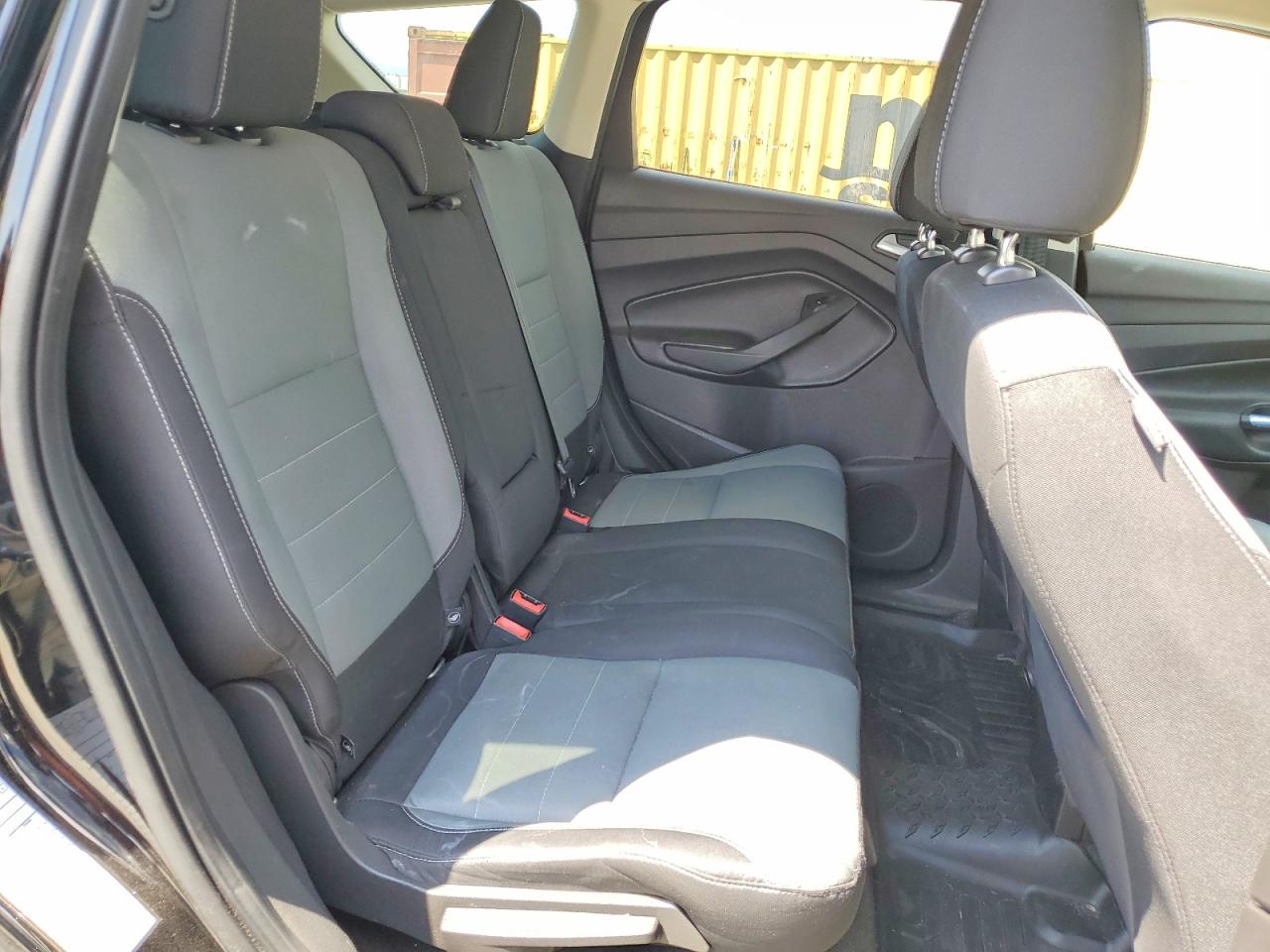 1FMCU0G76GUA70282 · 2016 FORD ESCAPE · 11/13