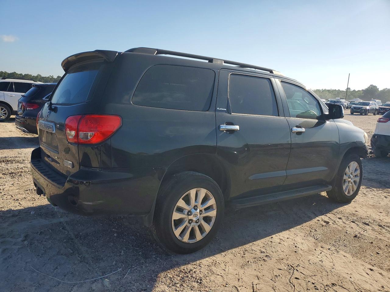 5TDYY5G18CS041355 · 2012 TOYOTA SEQUOIA · 3/13