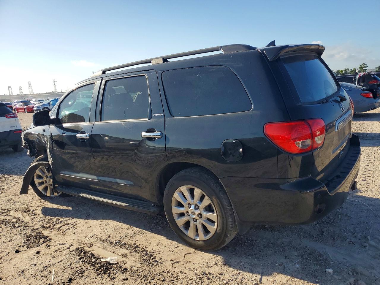 5TDYY5G18CS041355 · 2012 TOYOTA SEQUOIA · 2/13