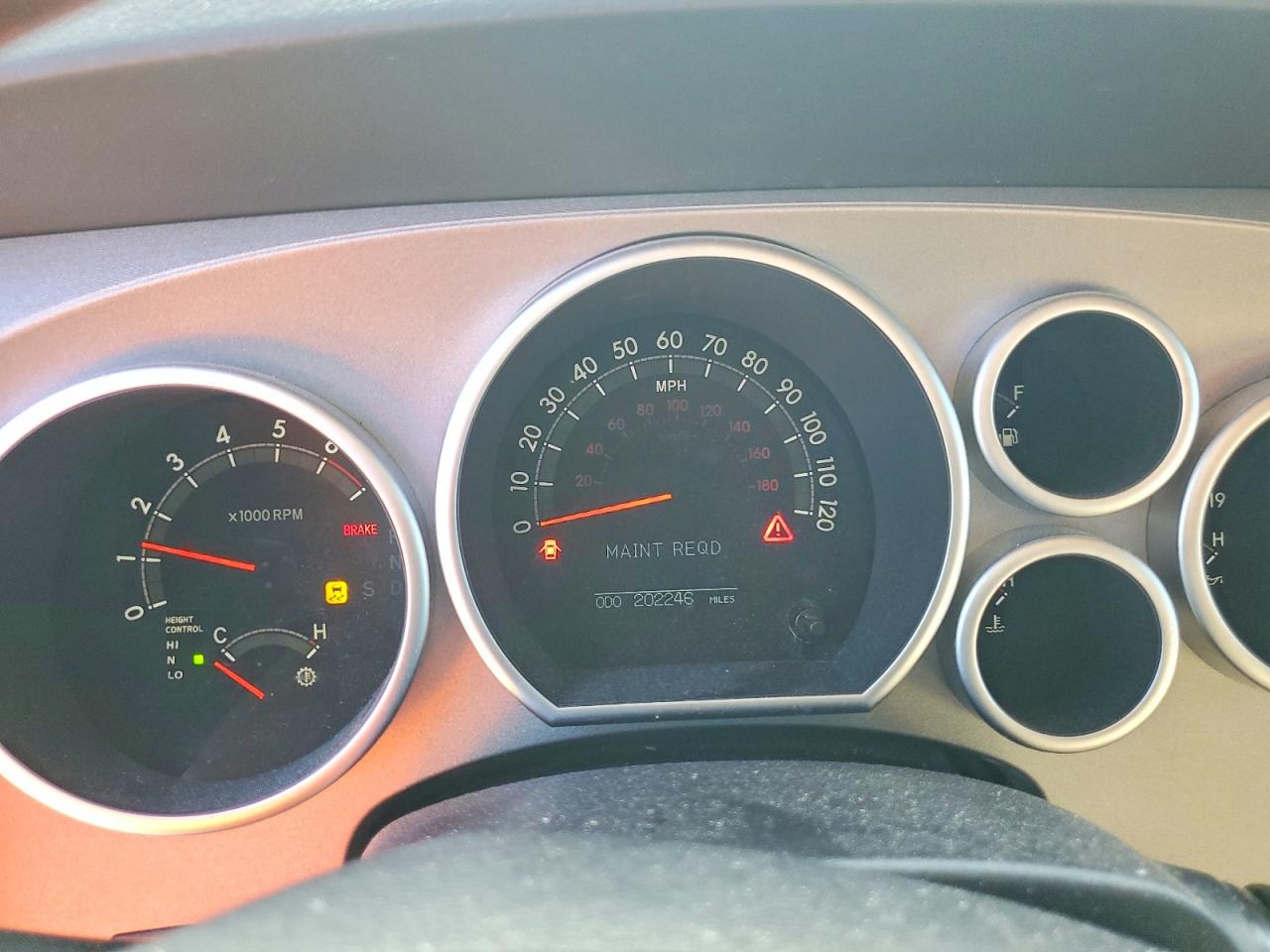 5TDYY5G18CS041355 · 2012 TOYOTA SEQUOIA · 9/13