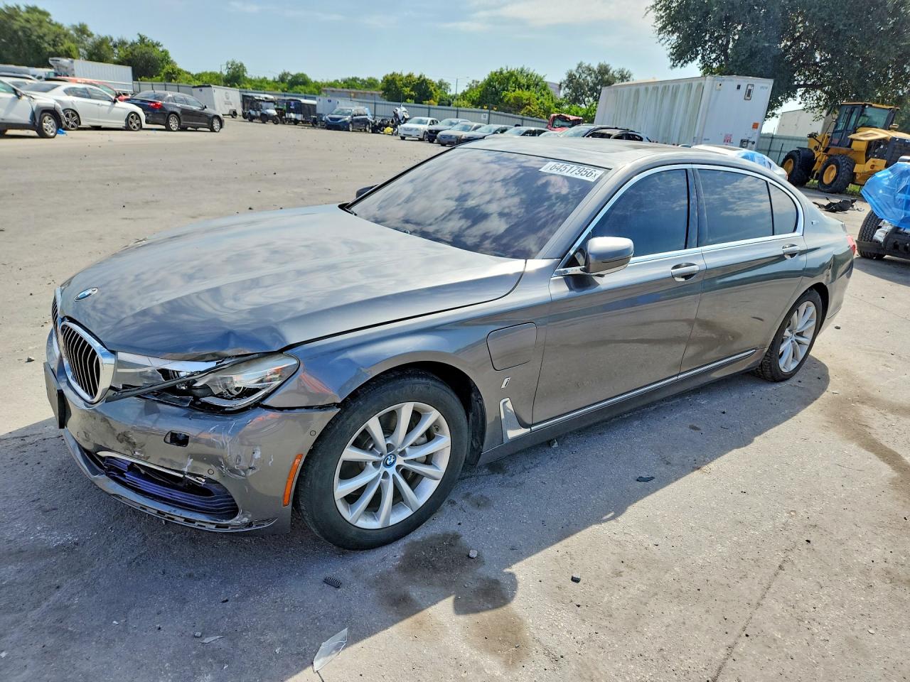 WBA7J2C5XHG497556 · 2017 BMW 740