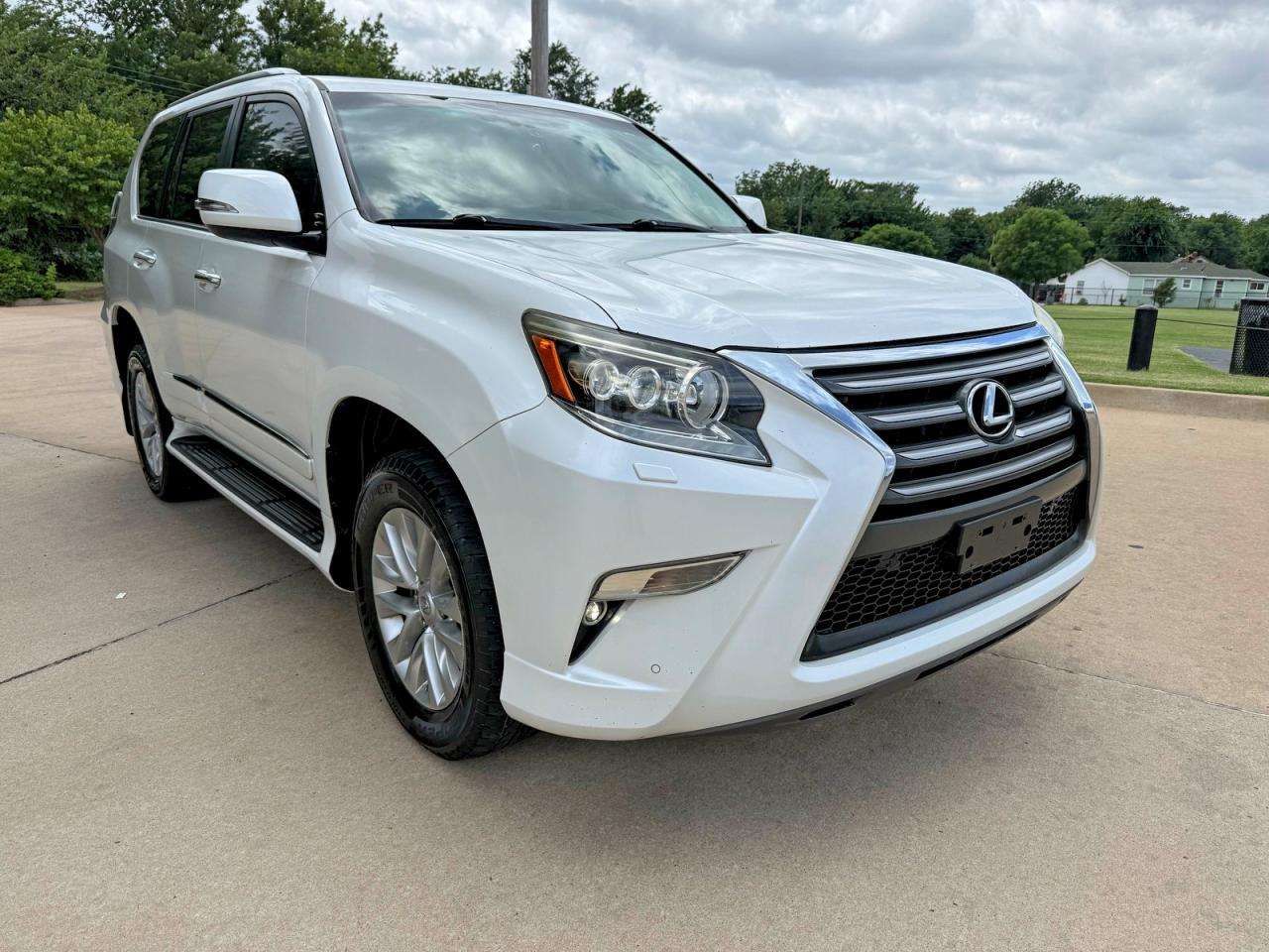 JTJBM7FX2G5146209 · 2016 LEXUS GX