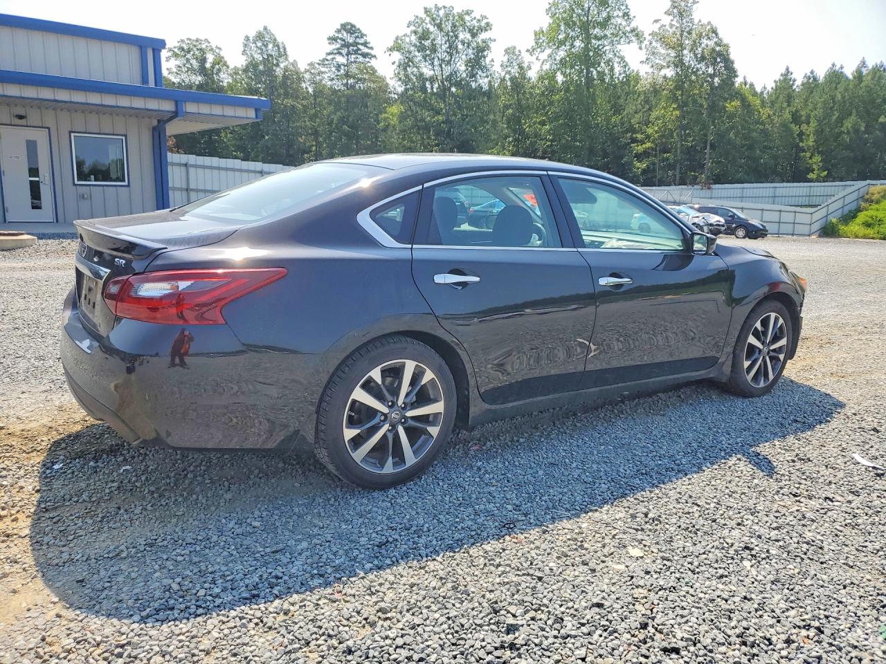 1N4AL3AP7HC121889 · 2017 NISSAN ALTIMA · 3/12