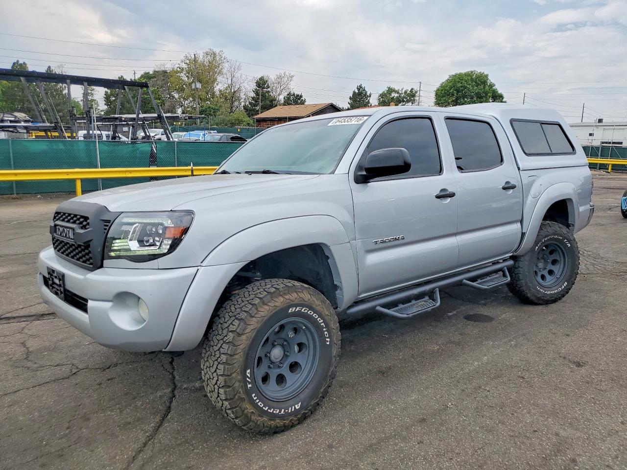 2011 TOYOTA TACOMA