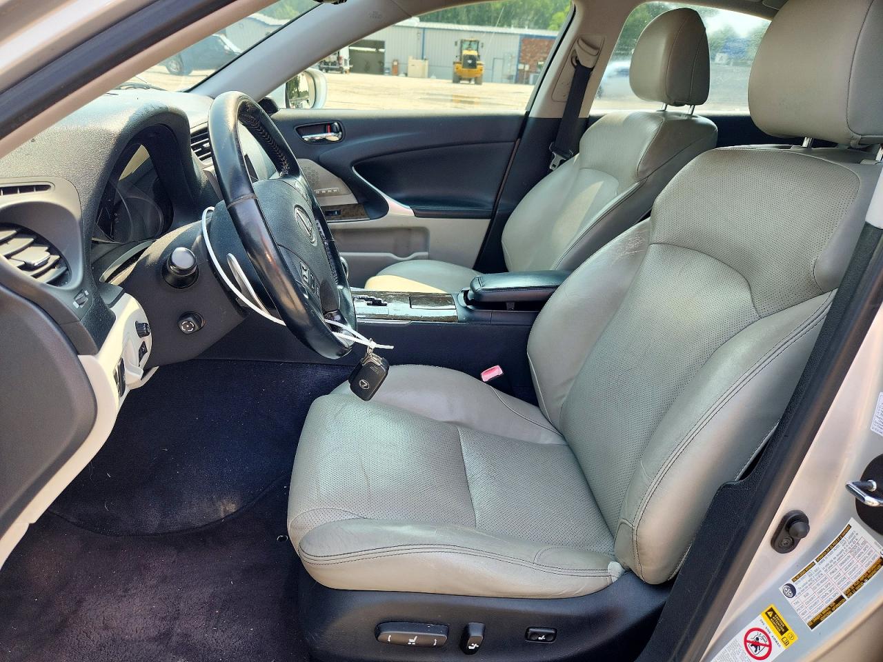 JTHCK262795031207 · 2009 LEXUS IS · 7/13
