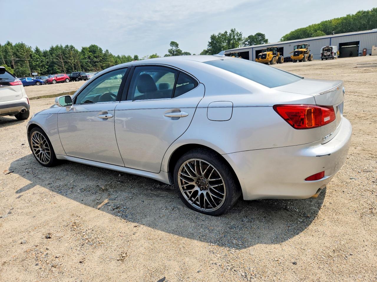 JTHCK262795031207 · 2009 LEXUS IS · 2/13