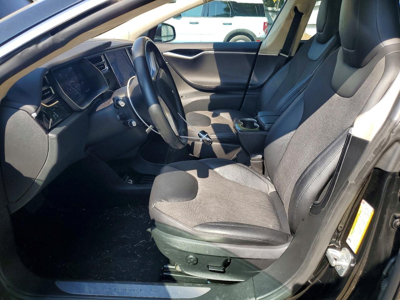 5YJSA1E13FF113013 · 2015 TESLA MODEL S · 7/12