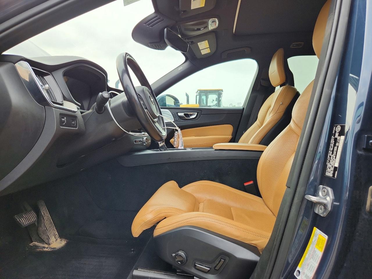 YV4A22RL3J1009839 · 2018 VOLVO XC60 · 7/13