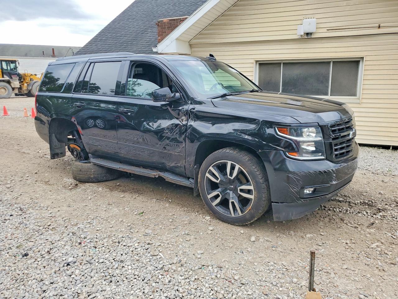 1GNSKCKJ4JR328049 · 2018 CHEVROLET TAHOE · 4/14