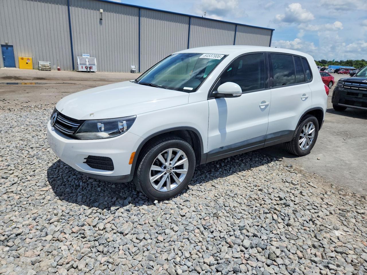 WVGA3AX2EW554840 · 2014 VOLKSWAGEN TIGUAN