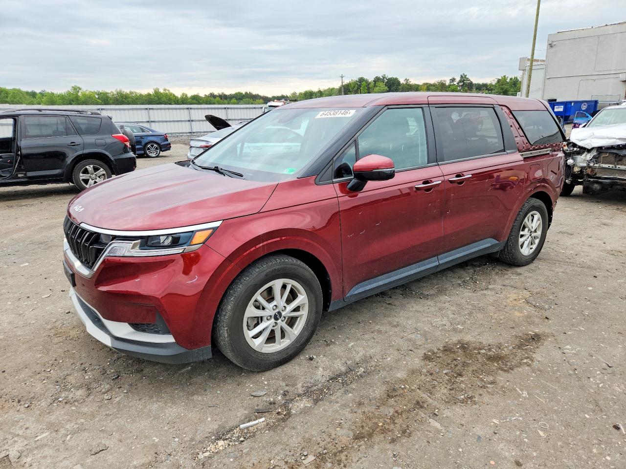 KNDNB4H37R6330170 · 2024 KIA CARNIVAL