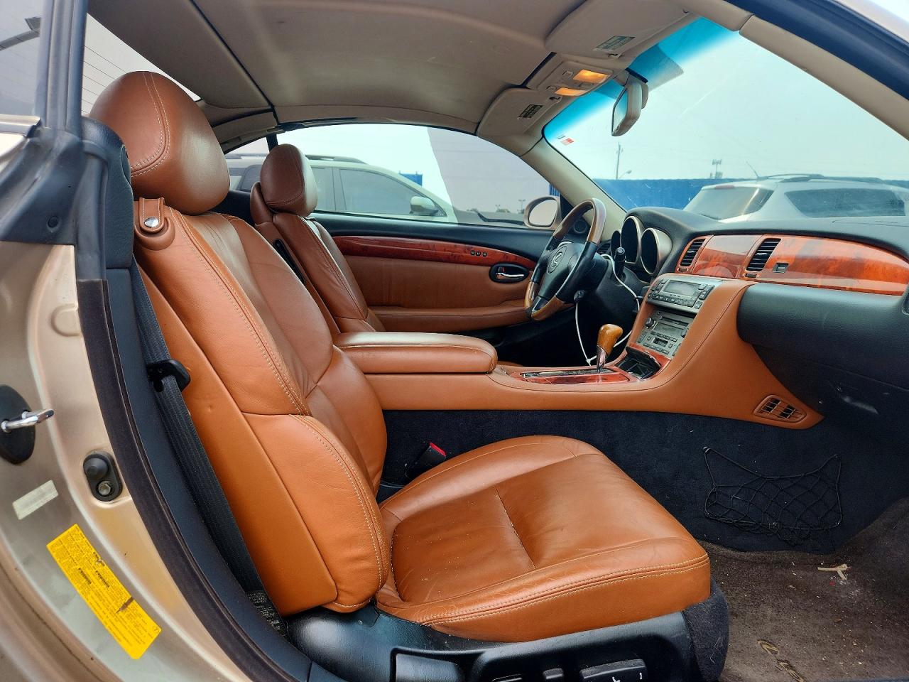 JTHFN48YX20001395 · 2002 LEXUS SC · 10/12