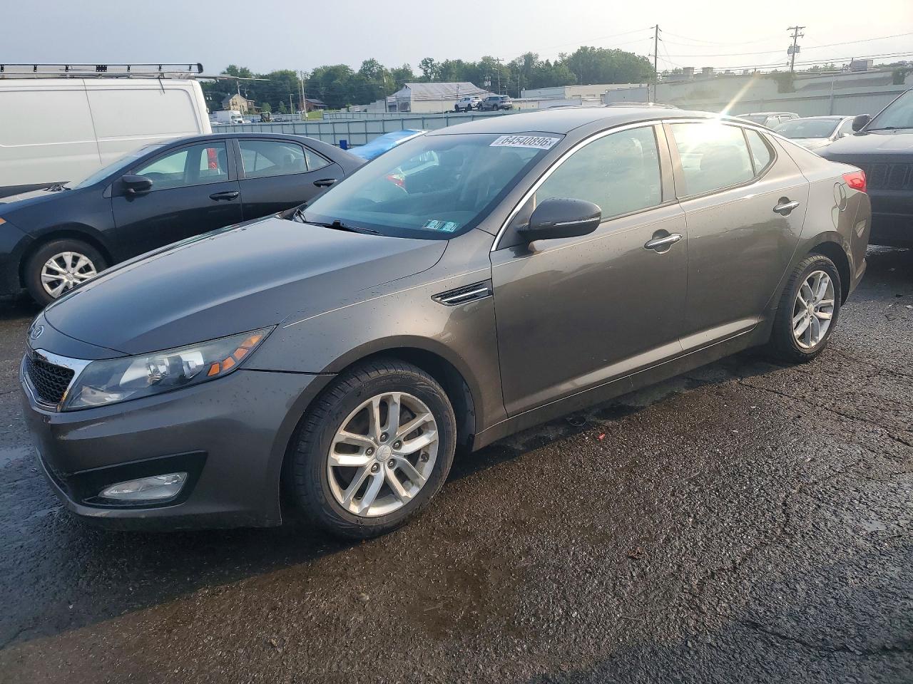 5XXGM4A79CG066992 · 2012 KIA OPTIMA