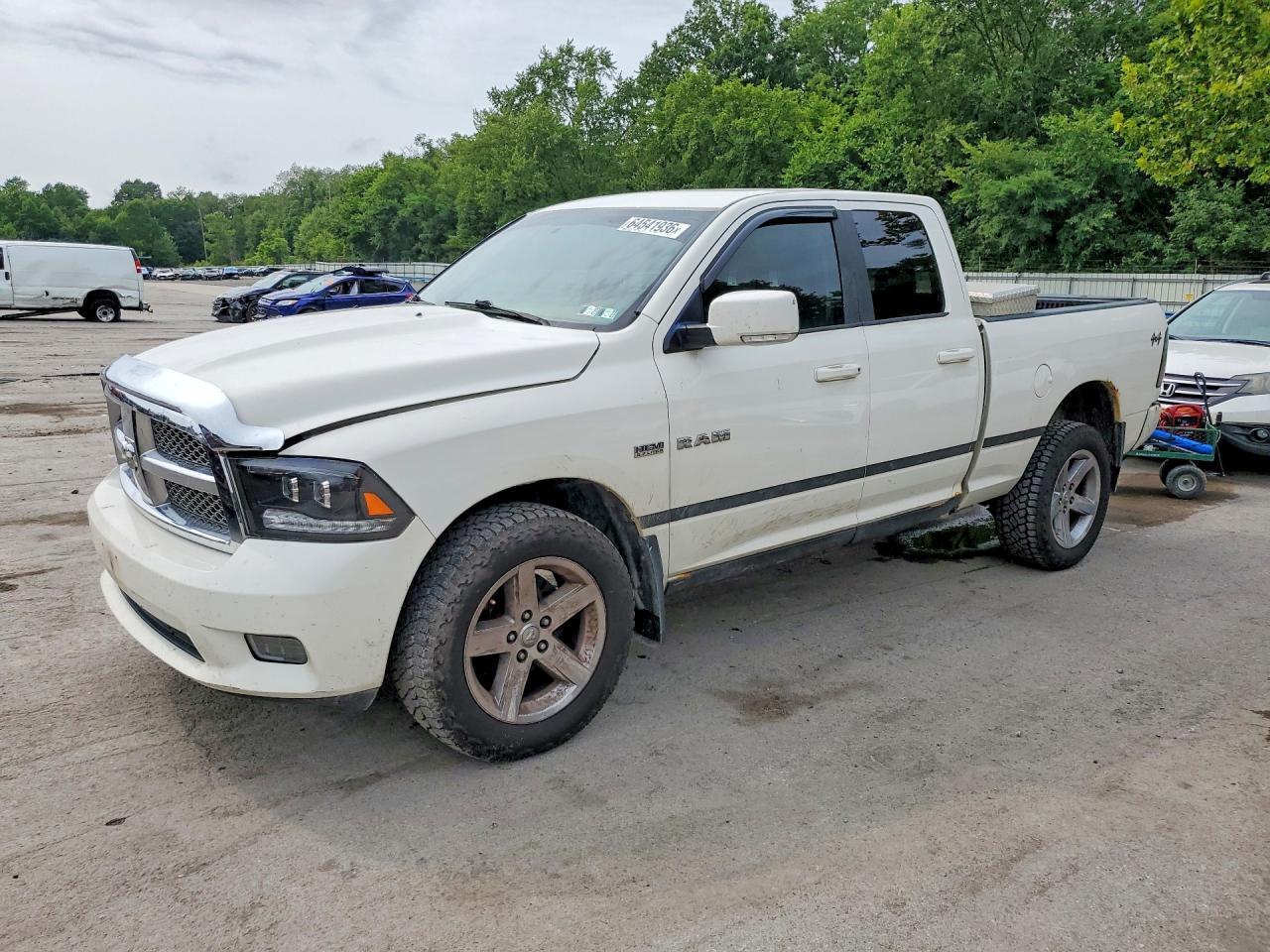 1D3HV18TX9S776590 · 2009 DODGE RAM 1500