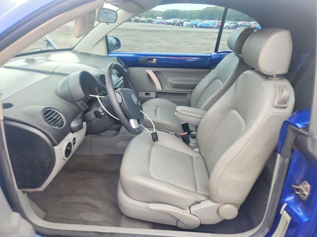 3VWPF31Y27M408278 · 2007 VOLKSWAGEN NEW BEETLE · 7/13