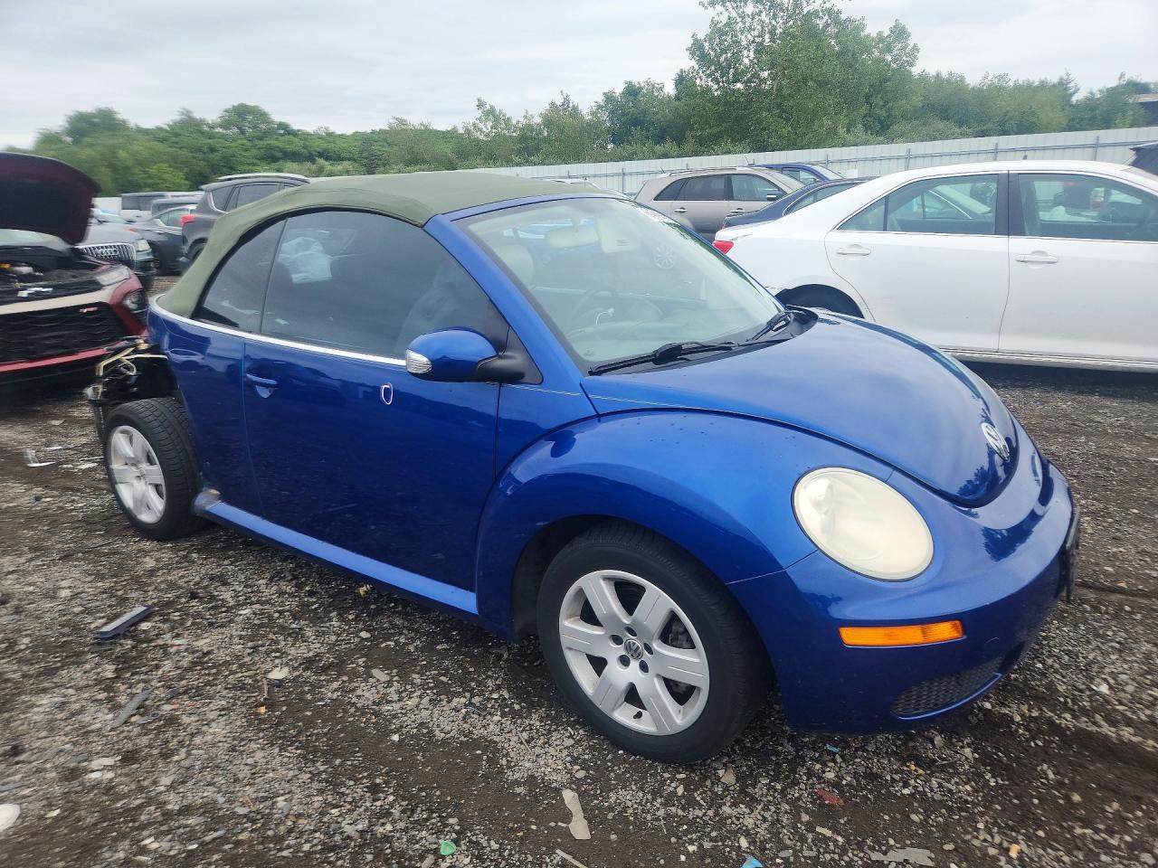 3VWPF31Y27M408278 · 2007 VOLKSWAGEN NEW BEETLE · 4/13