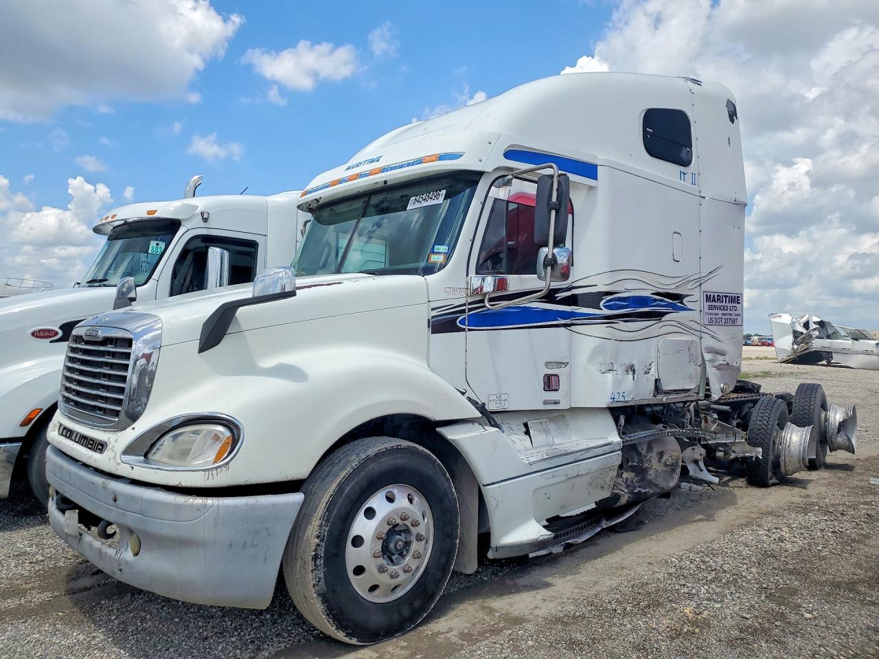 1FUJA6CG53PK22986 · 2003 FREIGHTLINER CONVENTIONAL