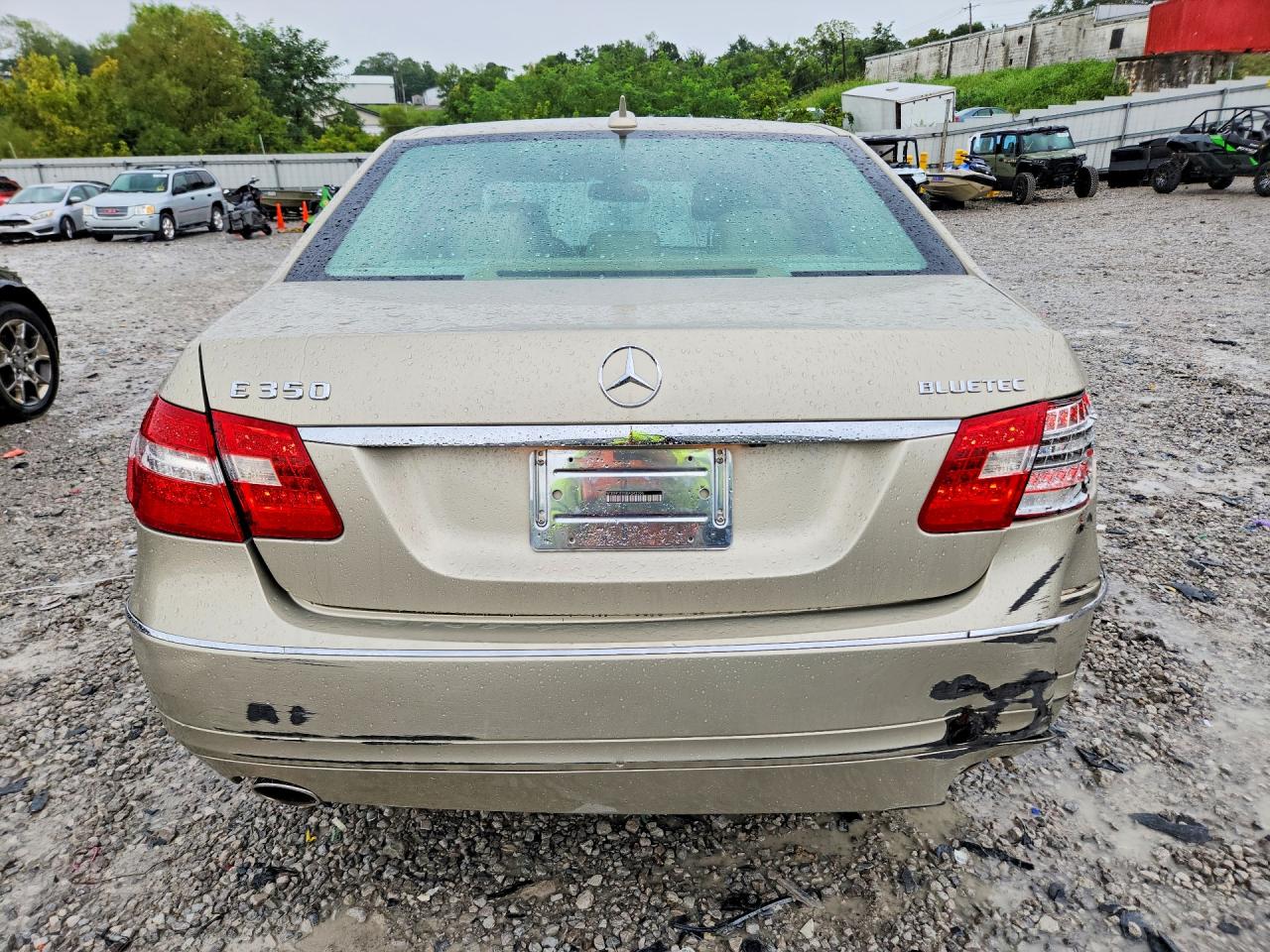 WDDHF2EB5BA343056 · 2011 MERCEDES-BENZ E · 6/12