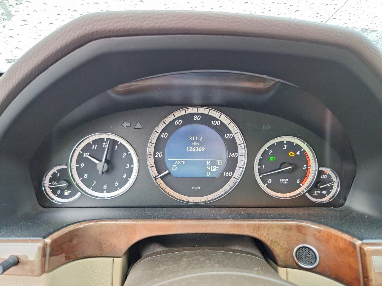 WDDHF2EB5BA343056 · 2011 MERCEDES-BENZ E · 9/12