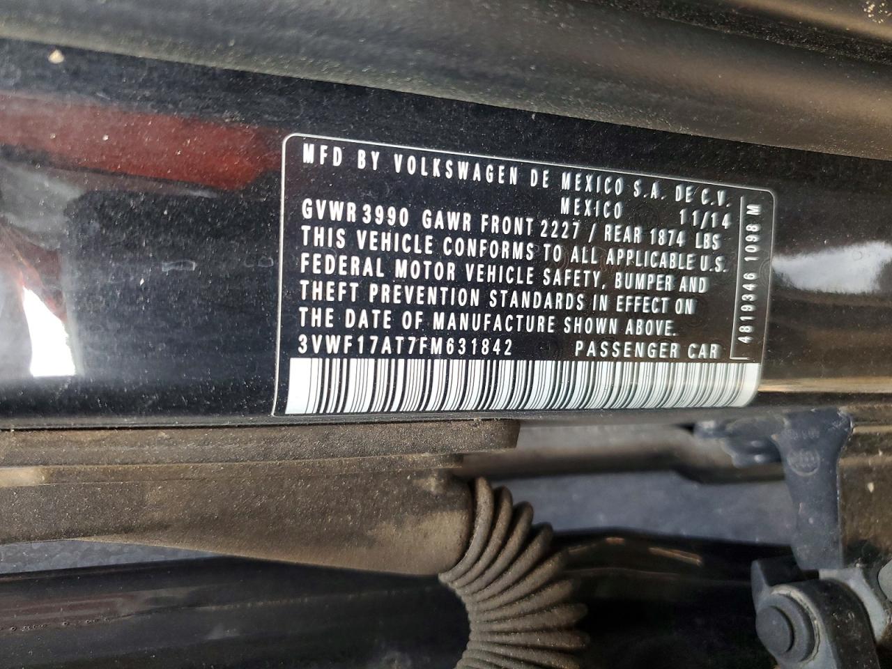 3VWF17AT7FM631842 · 2015 VOLKSWAGEN BEETLE · 12/12