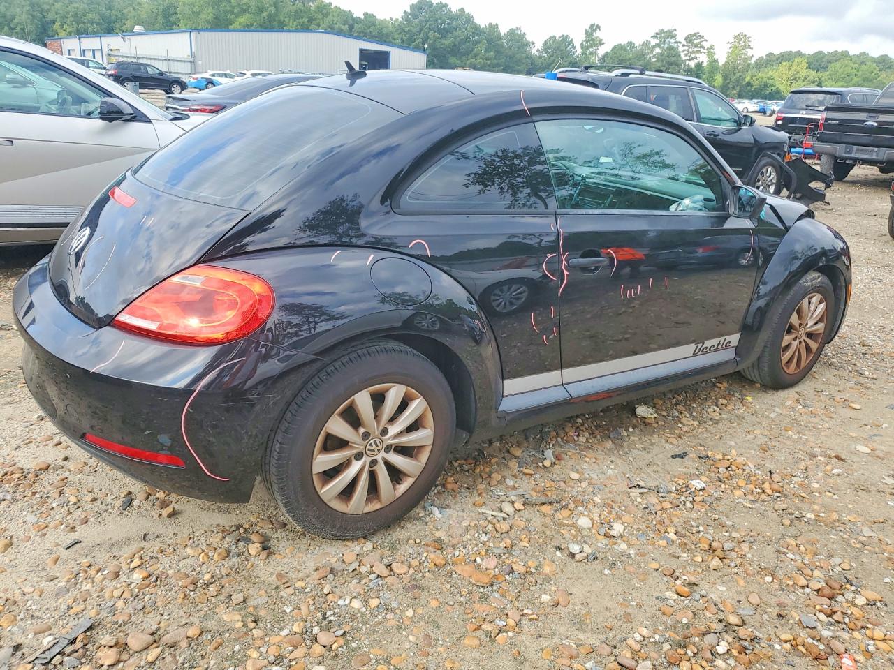 3VWF17AT7FM631842 · 2015 VOLKSWAGEN BEETLE · 3/12