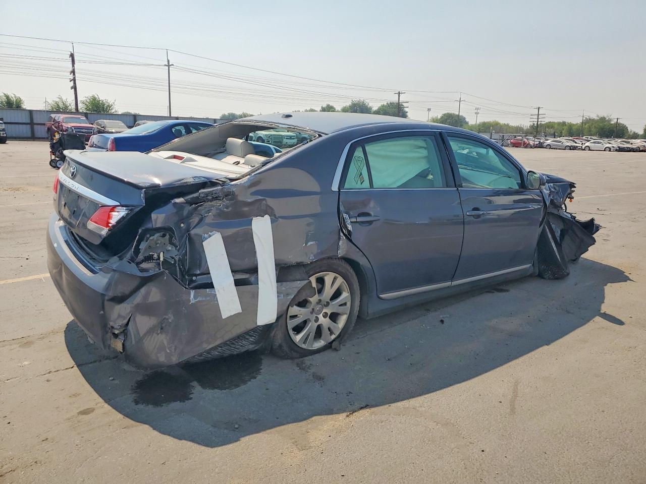 4T1BK3DB5BU422613 · 2011 TOYOTA AVALON · 3/12