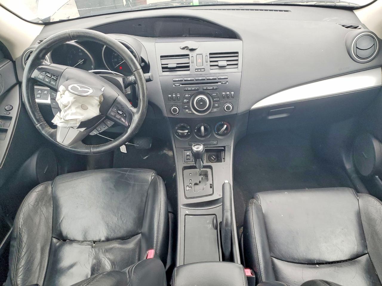 JM1BL1W80C1647127 · 2012 MAZDA 3 · 8/13