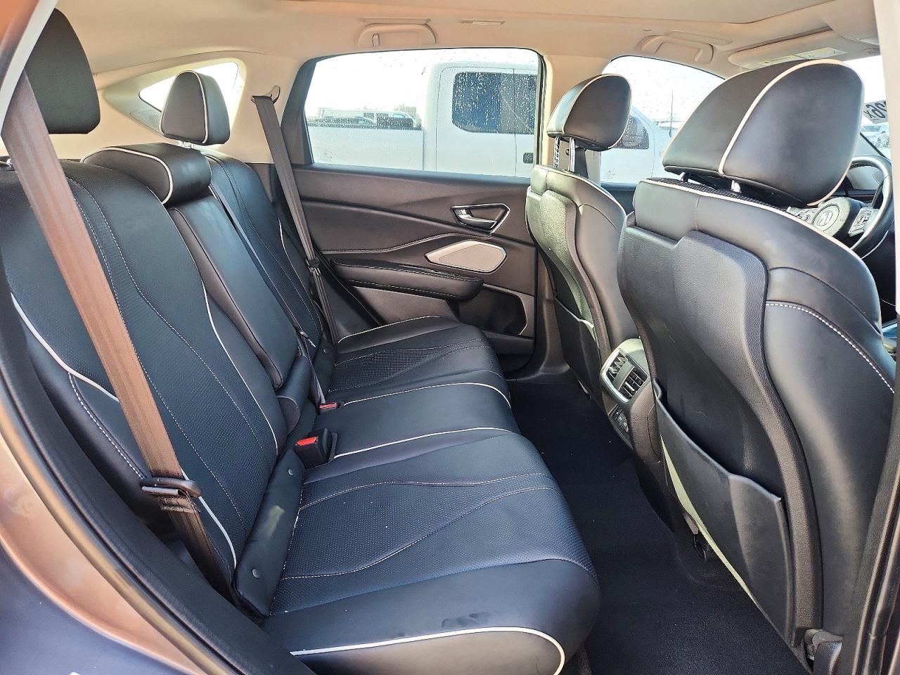5J8TC2H70ML002211 · 2021 ACURA RDX · 10/12