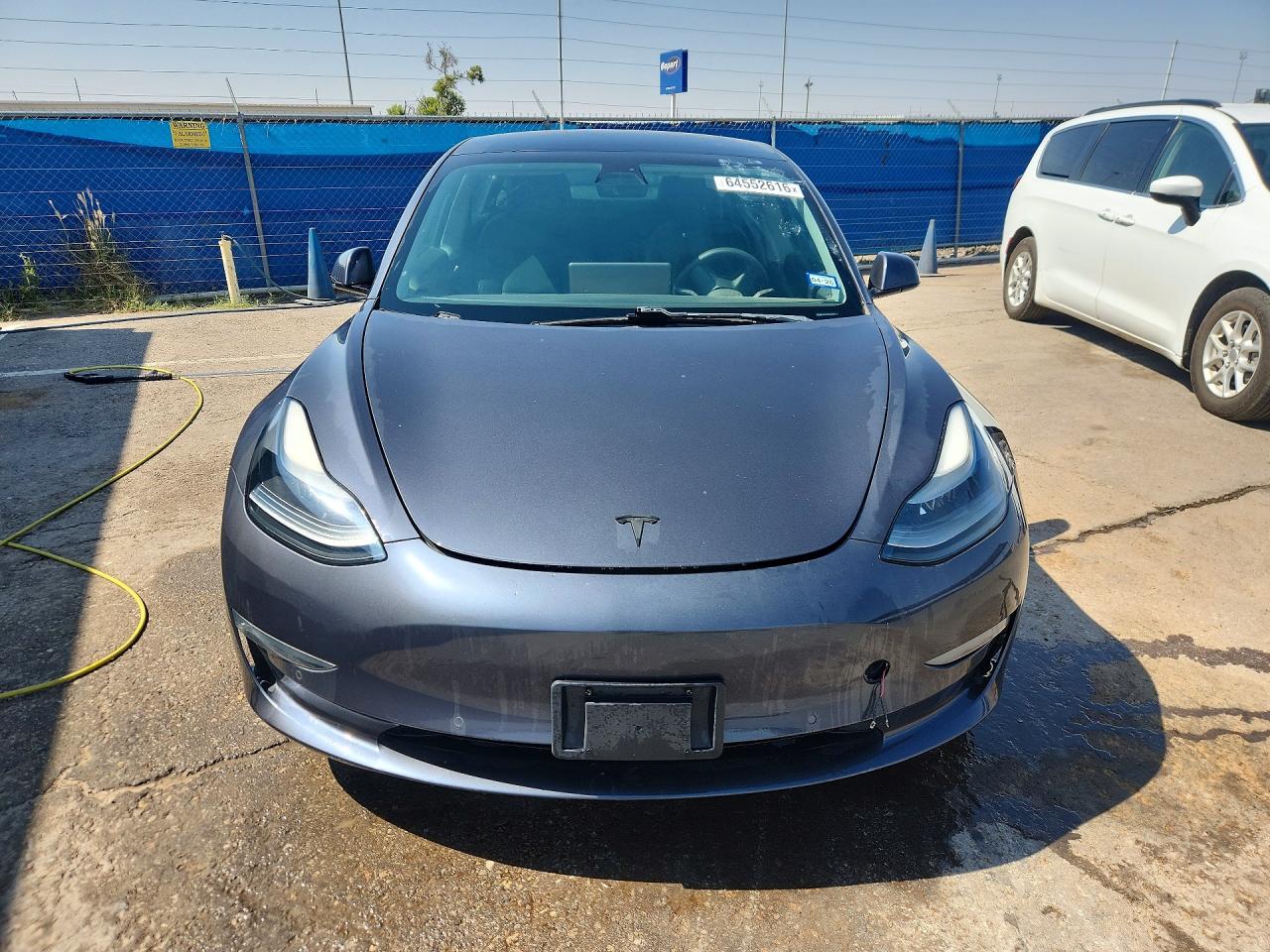 5YJ3E1EC9MF913645 · 2021 TESLA MODEL 3 · 5/12