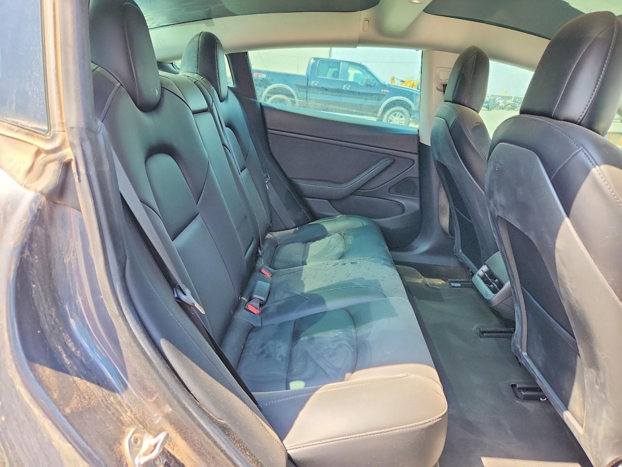5YJ3E1EC9MF913645 · 2021 TESLA MODEL 3 · 10/12