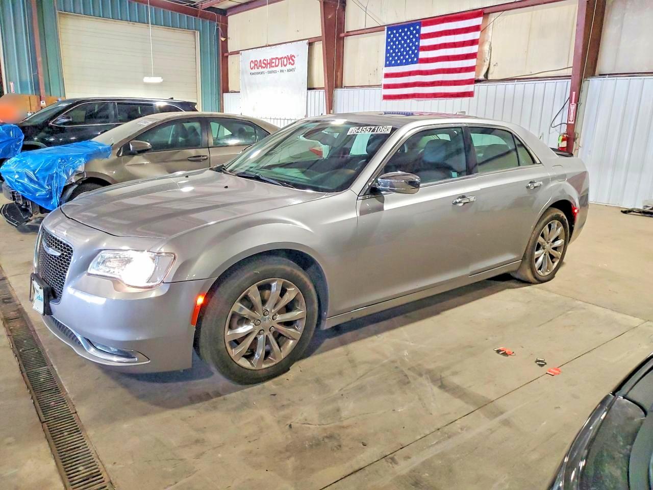 2017 CHRYSLER 300C