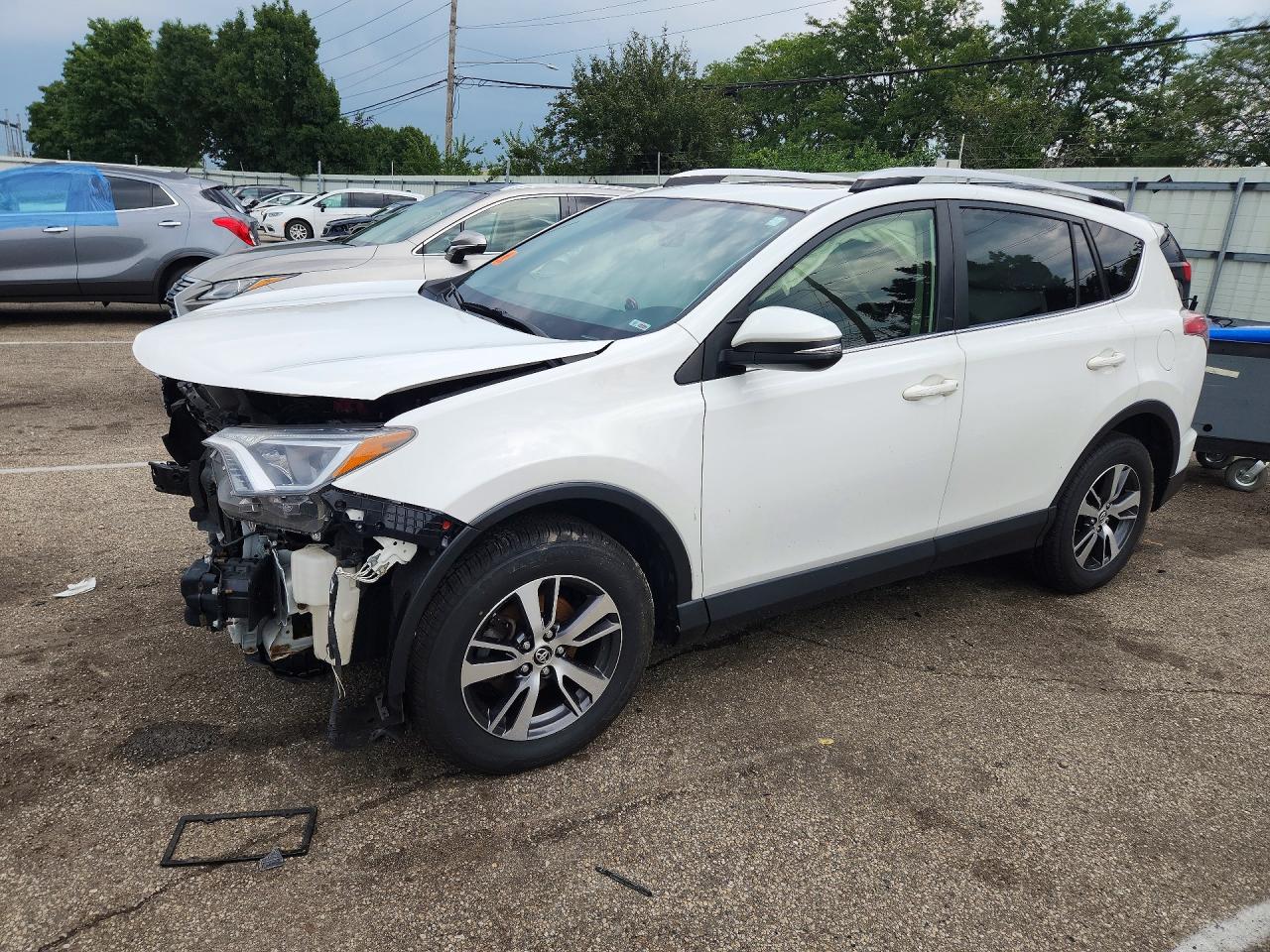 JTMRFREVXGJ093418 · 2016 TOYOTA RAV4