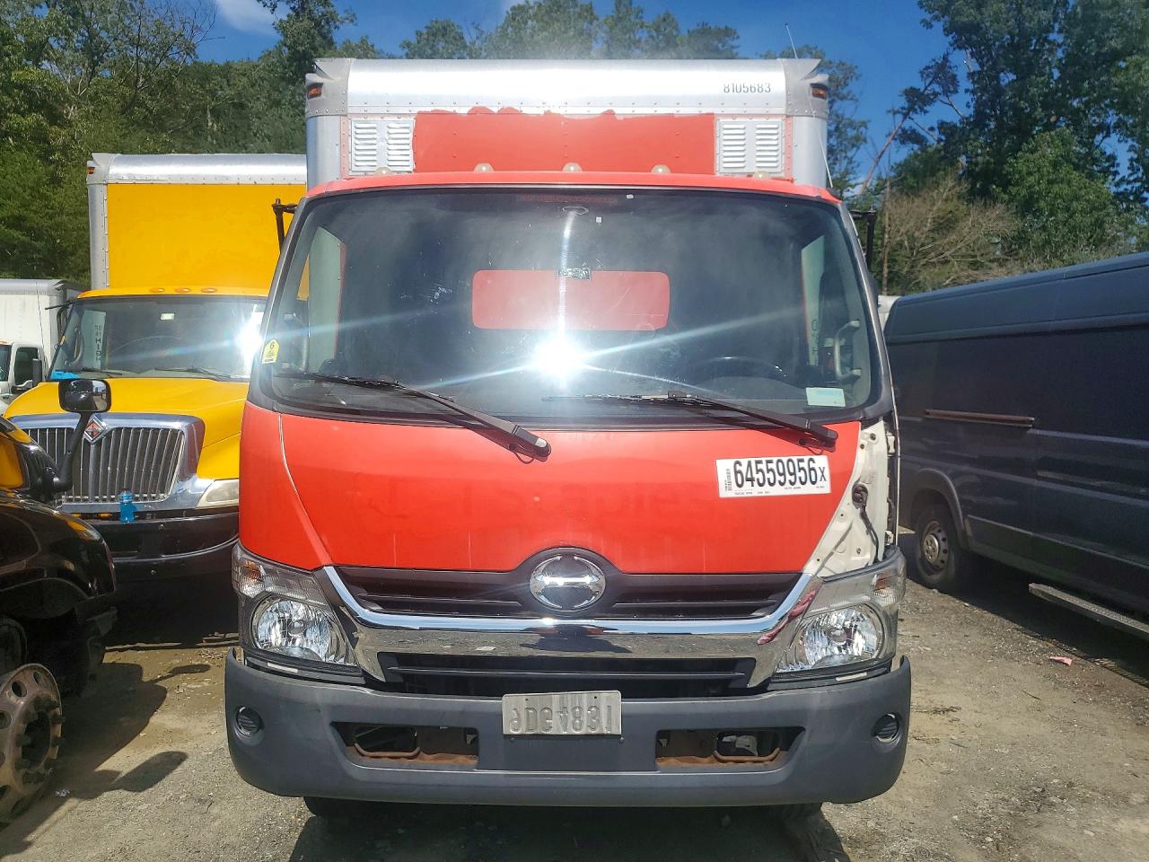 JHHSDM2H2HK005821 · 2017 HINO 195 · 5/13