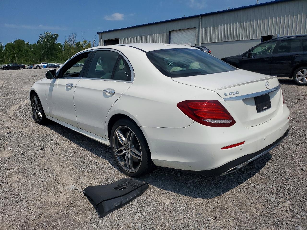 WDDZF6JB1KA517495 · 2019 MERCEDES-BENZ E · 2/13