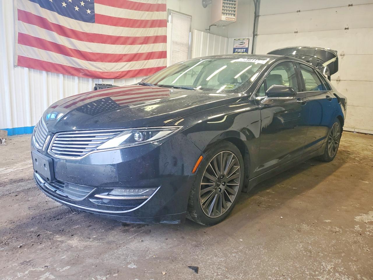 3LN6L2LU1FR629475 · 2015 LINCOLN MKZ