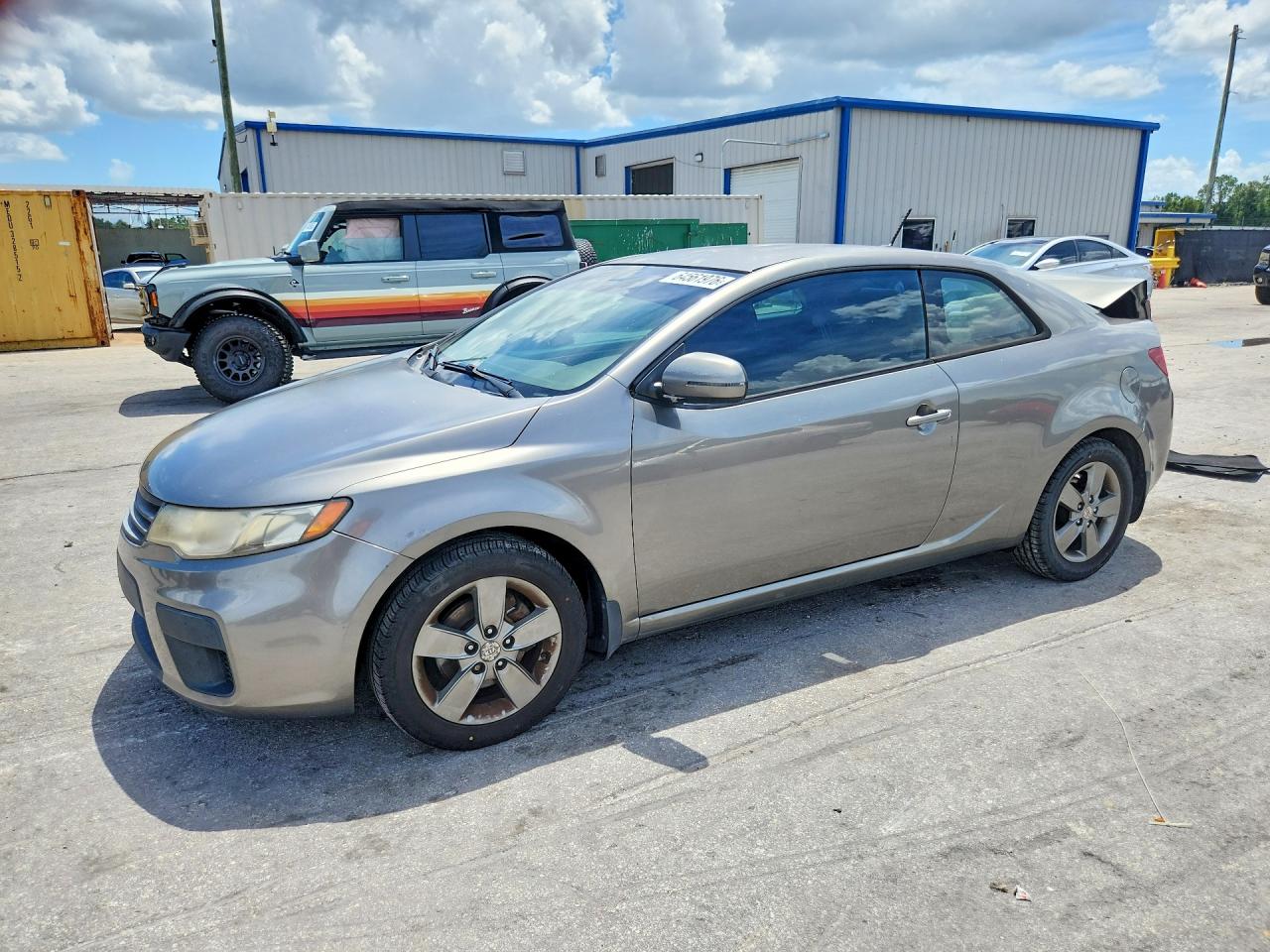 KNAFU6A28B5370374 · 2011 KIA FORTE KOUP