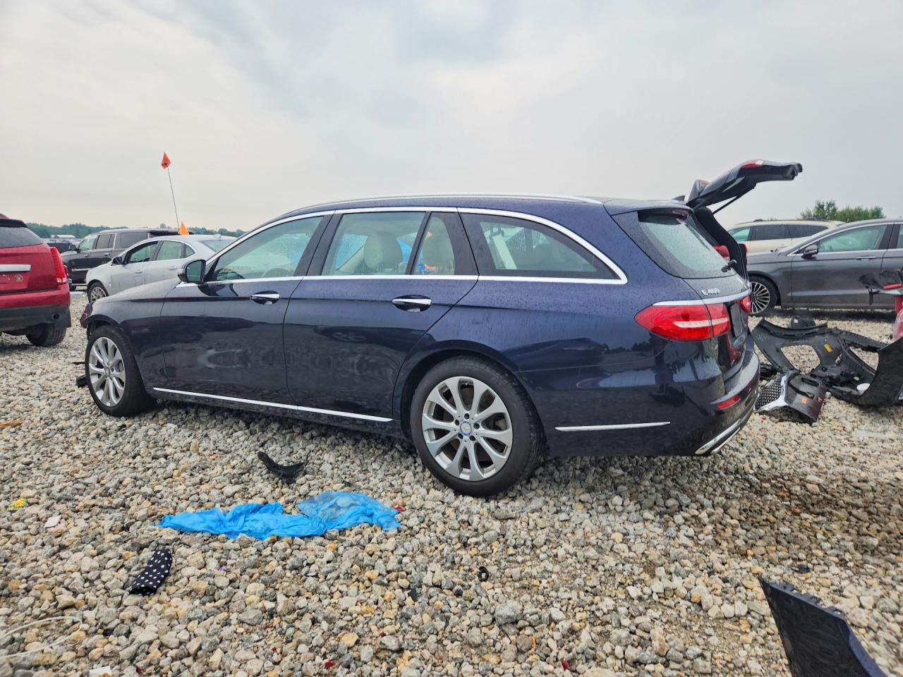 WDDZH6GBXHA170758 · 2017 MERCEDES-BENZ E · 2/12