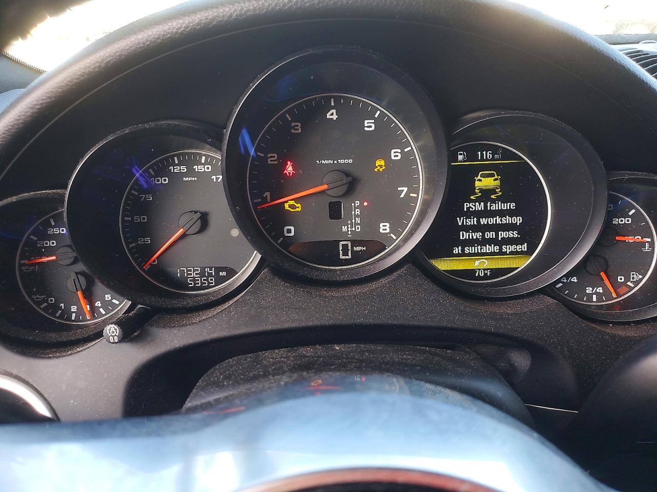 WP1AA2A25GKA12140 · 2016 PORSCHE CAYENNE · 9/13