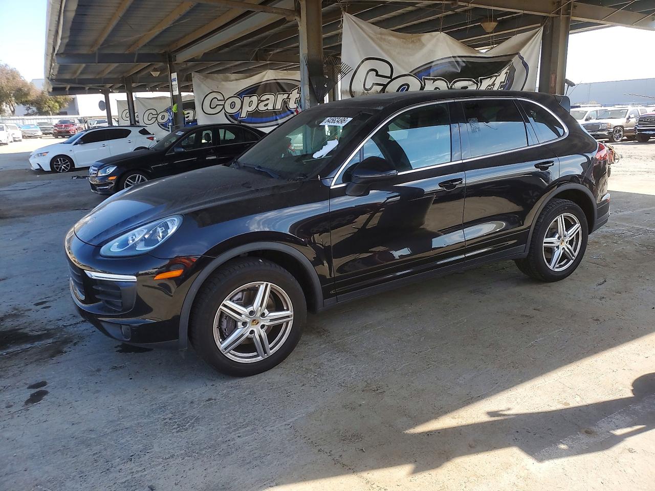 WP1AA2A25GKA12140 · 2016 PORSCHE CAYENNE