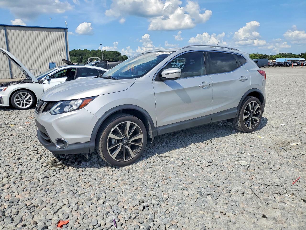 JN1BJ1CPXJW164197 · 2018 NISSAN ROGUE SPORT