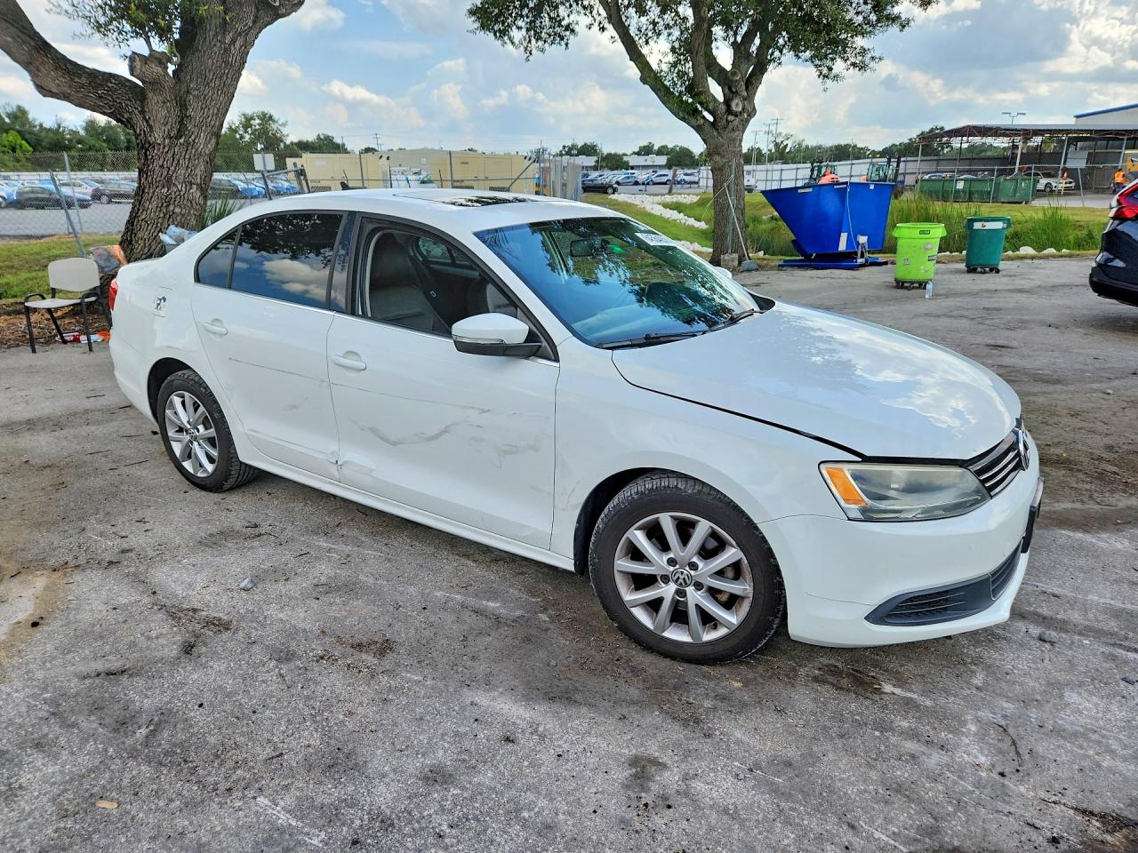 3VWD17AJ4EM403303 · 2014 VOLKSWAGEN JETTA · 4/12