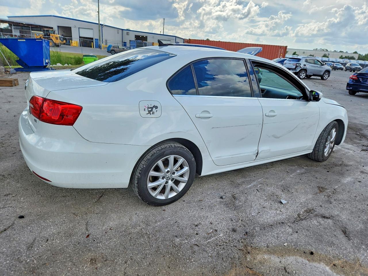 3VWD17AJ4EM403303 · 2014 VOLKSWAGEN JETTA · 3/12